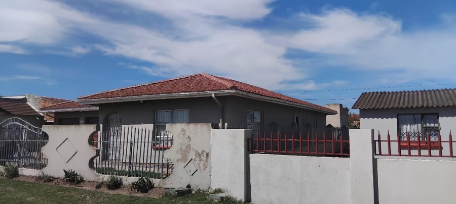 4 Bedroom Property for Sale in Dimbaza Eastern Cape